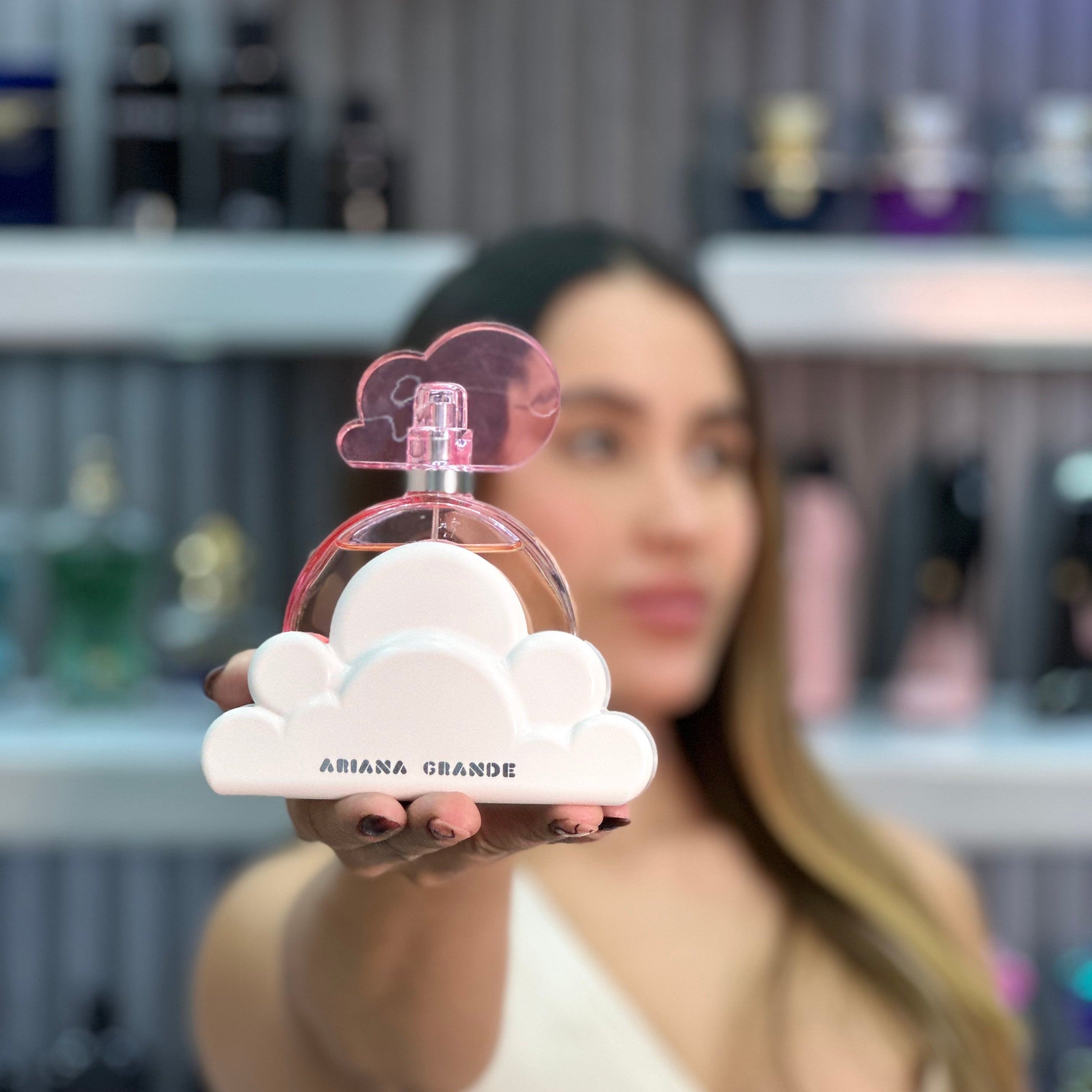 ARIANA GRANDE CLOUD PINK
